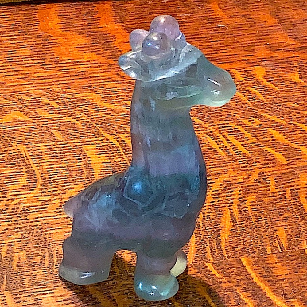 NATURAL FLUORITE GIRAFFE CARVED NEW HEALING STONE 4 INCH